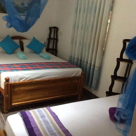 Yoho R K Tourist Villa Негомбо Экстерьер фото